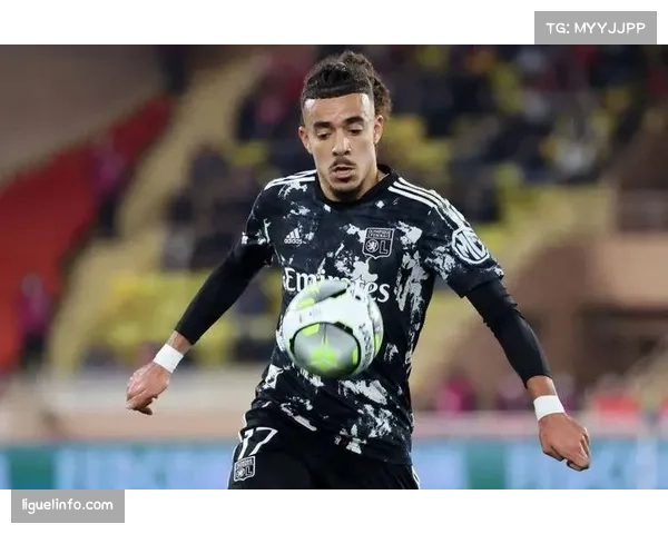 里昂俱乐部与新的区域性银行达成胸前广告赞助协议